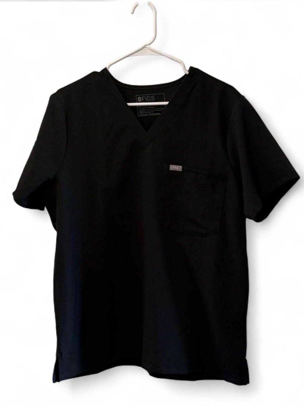 FIGS women’s Black V-Neck Technical Collection Scrub Top